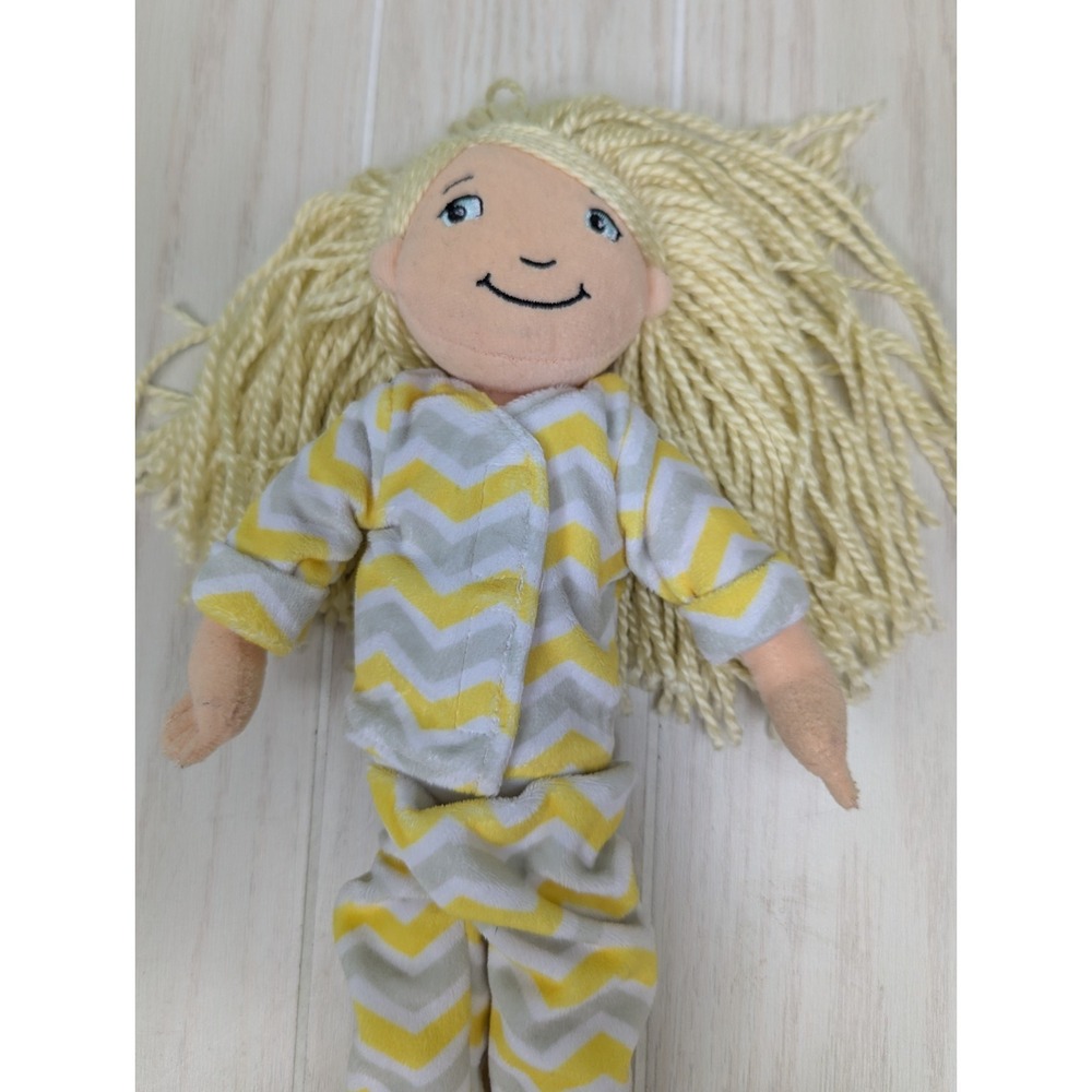 The Manhattan Toys Groovy Girls Doll Jamie Blonde yellow gray striped pjs bunny